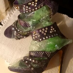 Women ZIGI SOHO SANDALS